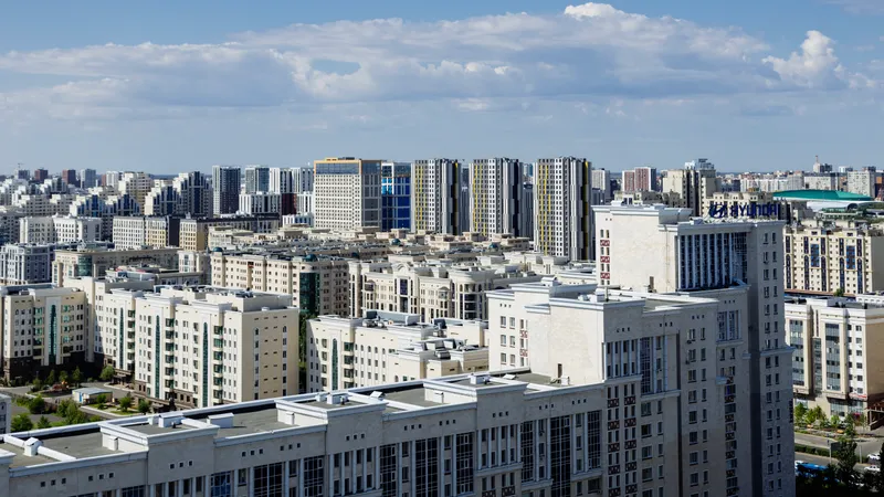 Новостройка, новостройки, строительство домов, высотные дома, жилые дома, квартиры, квартира, ЖК, жилые комплексы, жилой комплекс, многоквартирные дома, аренда, Астана, город Астана, виды Астаны