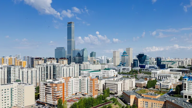 Новостройка, новостройки, строительство домов, высотные дома, жилые дома, квартиры, квартира, ЖК, жилые комплексы, жилой комплекс, многоквартирные дома, аренда, Астана, город Астана, виды Астаны