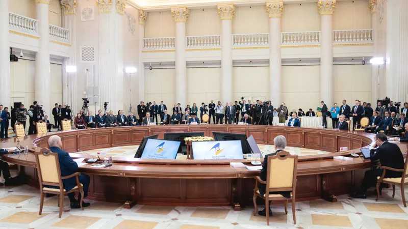 международная организация, сотрудничество