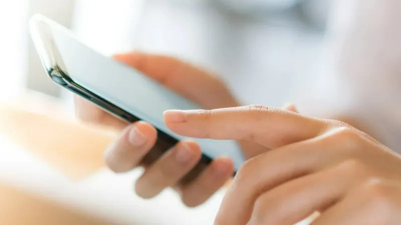 гаджет, мобильный телефон