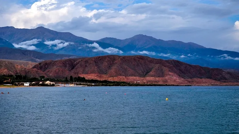 Горное озеро