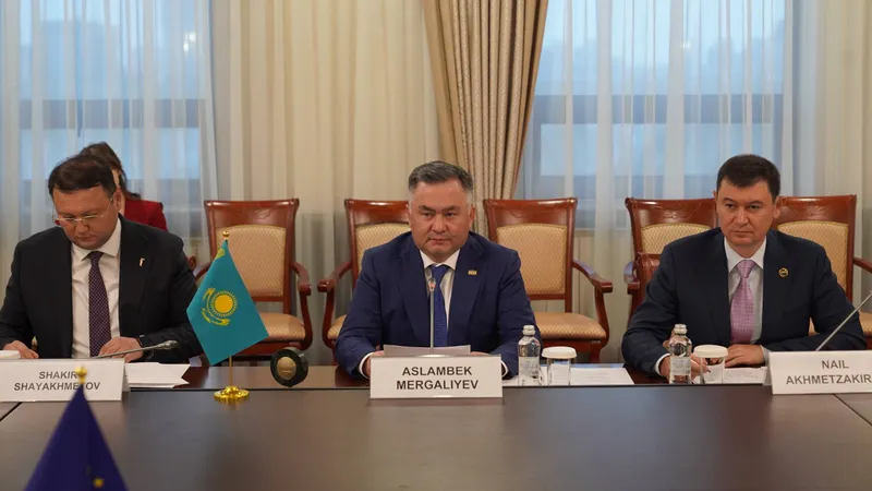 председатель Верховного суда Асламбек Мергалиев