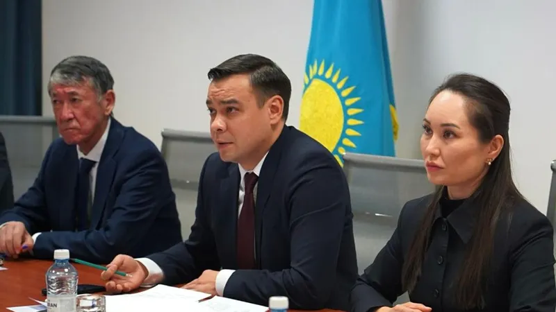 Уполномоченный по правам человека Артур Ластаев