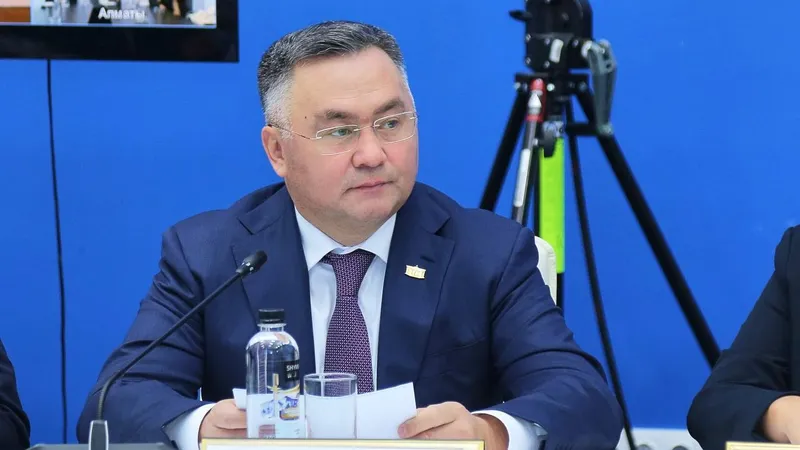 председатель Верховного суда Асламбек Мергалиев