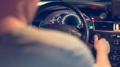 автомобиль, водитель