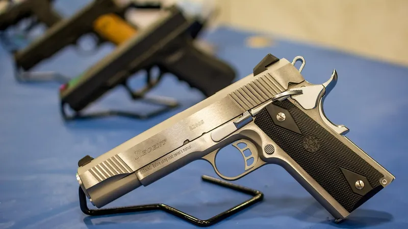 огнестрельное оружие