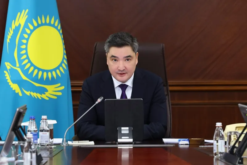 Олжас Бектенов