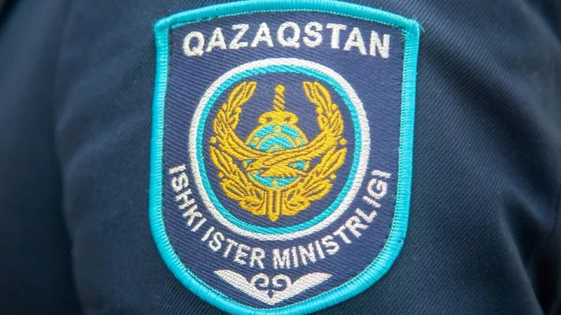 Полиция, полицейский, полицейские, сотрудники полиции, правоохранительные органы, погоны