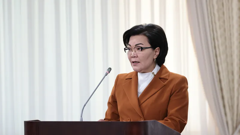 экс-министр труда и социальной защиты населения