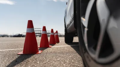 Школа вождения, автошкола, курсы вождения, сдача на права, водительские права, автодром, инструктор по вождению, ПДД