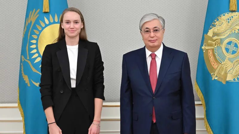 теннисистка Елена Рыбакина, президент Казахстана Касым-Жомарт Токаев