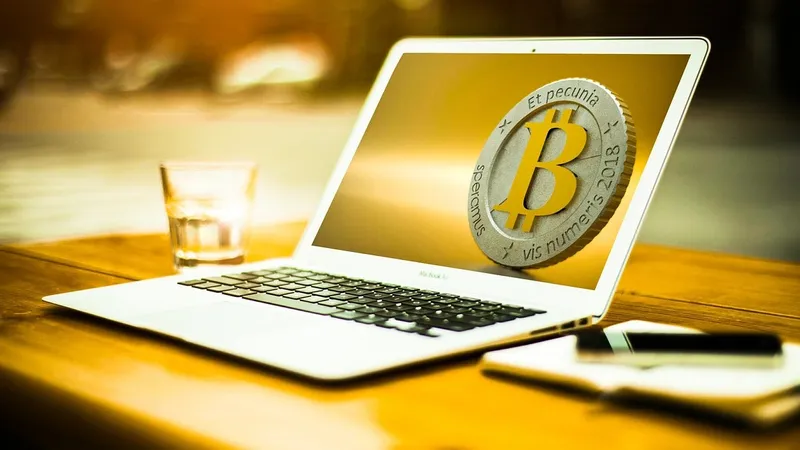 цифровая валюта, биткоины