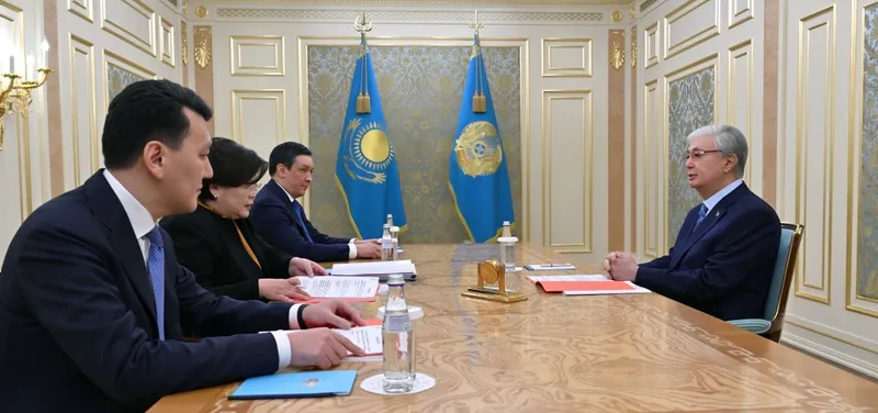 Касым-Жомарт Токаев и руководство Конституционной комиссии 