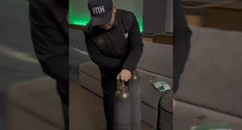 Веселящий газ, полиция Шымкент