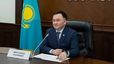 председатель Верховного суда Асламбек Мергалиев