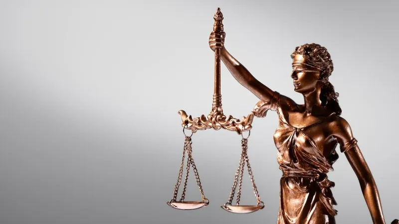 правосудие, судебная система