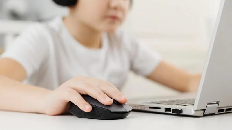 социальные сети, интернет