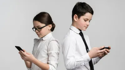 социальные сети, мобильные приложения