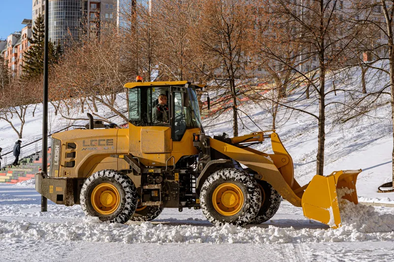 Снегоуборочная машина