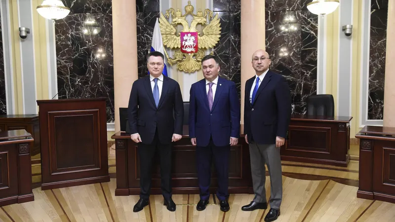 глава Верховного суда РК Асламбек Мергалиев