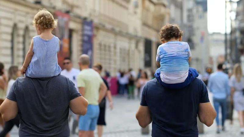 отцы, городжане