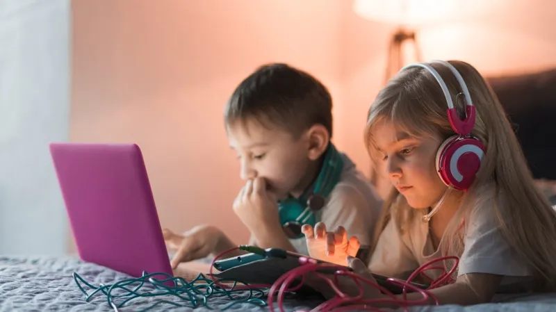 социальная сеть, мобильное приложение