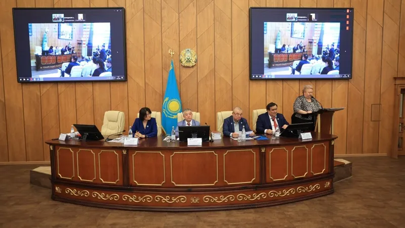 судья Конституционного суда выступила в Шымкенте