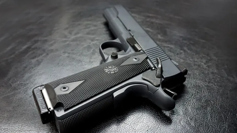 огнестрельное оружие