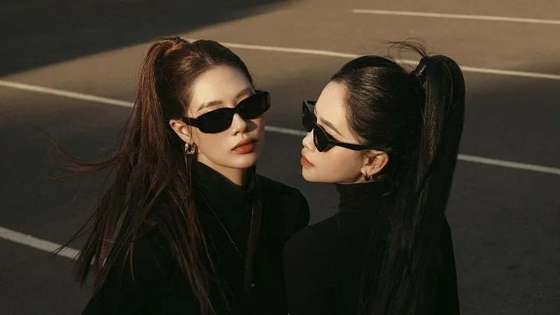 девушки, улица