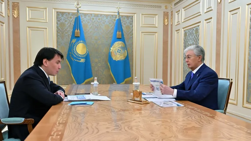 Касым-Жомарт Токаев и Марат Омаров