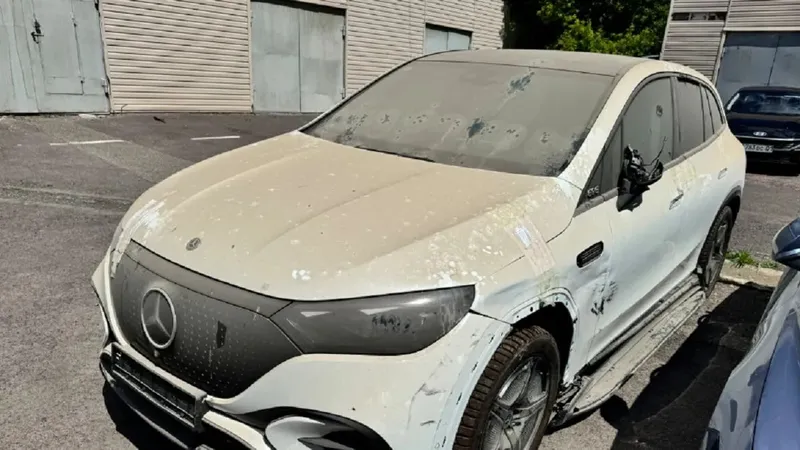 Люксовый автомобиль Перизат Кайрат