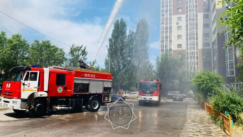 пожар, пожарная машина, МЧС