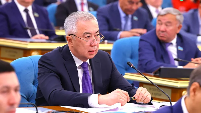 министр национальной экономики