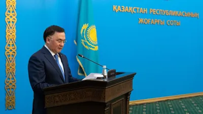 председатель Верховного суда Асламбек Мергалиев