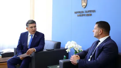 Казахстан, Словения