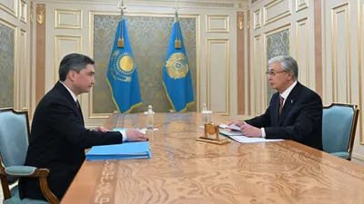 президент Казахстана Касым-Жомарт Токаев и премьер-министр Олжас Бектенов