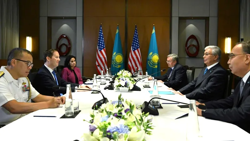президент РК, представители США