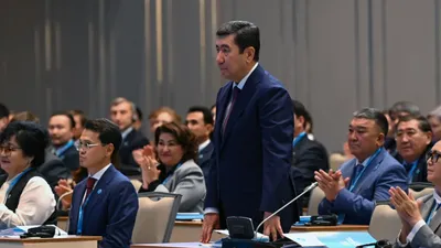 председатель Народного совета Ерлан Кошанов