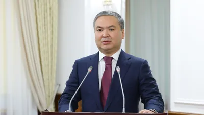 министр промышленности и строительства РК