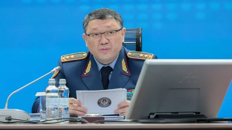 министр внутренних дел Ержан Саденов